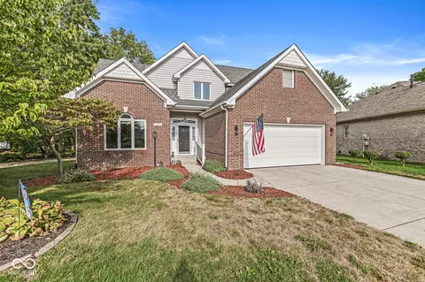 1600 Foxmere Blvd, Greenwood, IN 46142