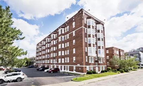 230 E 9th St #512, Indianapolis, IN 46204