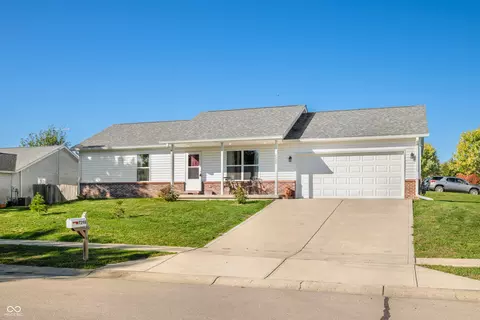 7298 Woodruff Ln, Nineveh, IN 46164
