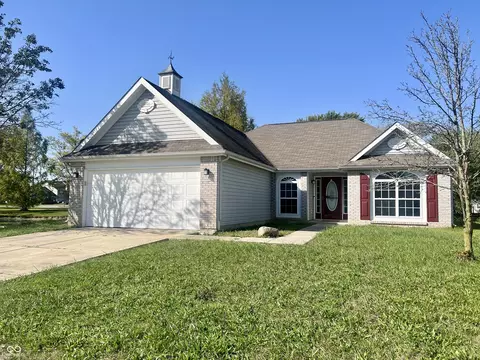 2944 Addison Meadows Ln, Indianapolis, IN 46203