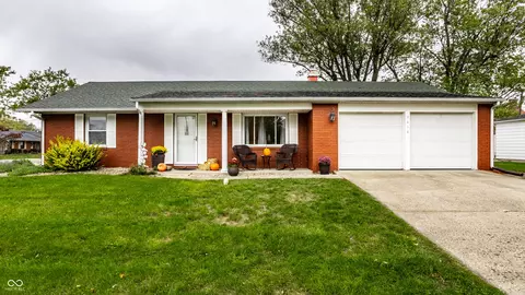 2010 W Sherman Dr, Muncie, IN 47304