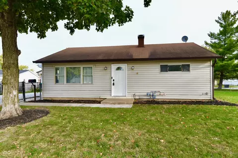 102 Marcy Ln, Greenwood, IN 46143