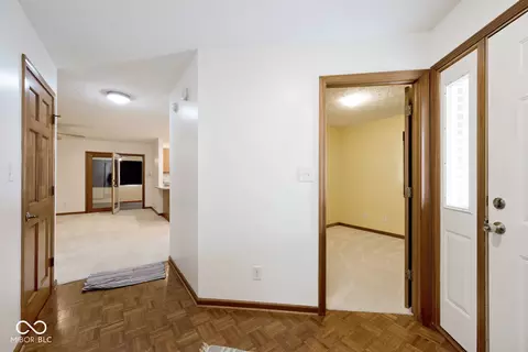 Entry Way - 355 Pinnacle Ln, Plainfield, IN 46168 photo 2 of 3