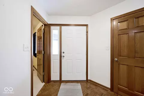 Entry Way - 355 Pinnacle Ln, Plainfield, IN 46168 photo 1 of 3