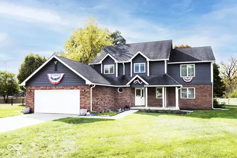 Exterior - 355 Pinnacle Ln, Plainfield, IN 46168 photo 2 of 9