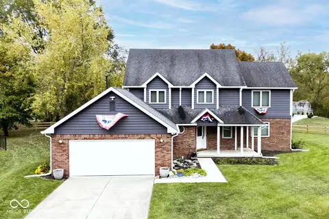 355 Pinnacle Ln, Plainfield, IN 46168