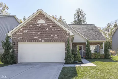 8837 Ingram Ln, Avon, IN 46123