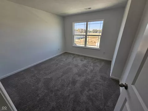 2247 Pine Valley Dr, Plainfield, IN 46168 photo 3
