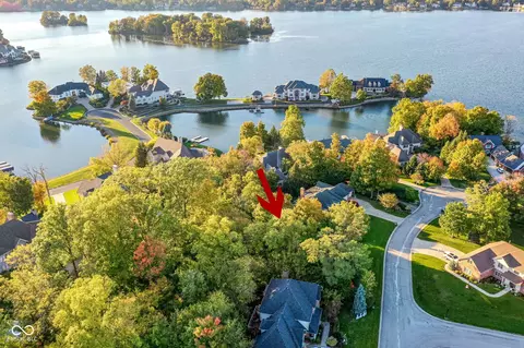 9214 Bluestone Cir, Indianapolis, IN 46236