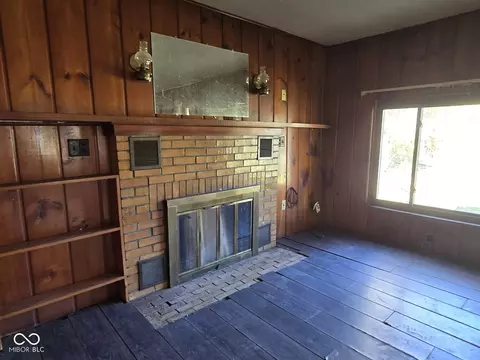 Living - 304 E Ohio St, Center Point, IN 47840 photo 3 of 3