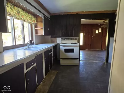 Kitchen - 304 E Ohio St, Center Point, IN 47840 photo 3 of 3