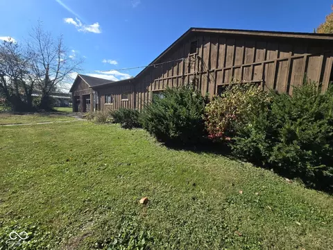 Exterior - 304 E Ohio St, Center Point, IN 47840 photo 2 of 2