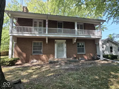 8466 E Budd Rd, Terre Haute, IN 47805