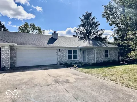 4700 N Pebble Ct, Muncie, IN 47304