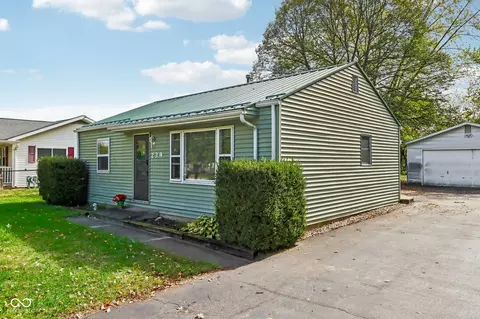 239 Midway Dr, New Castle, IN 47362