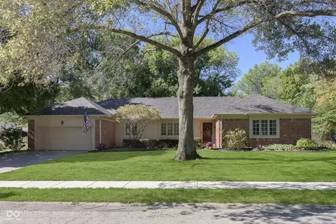 624 Hawthorne Dr, Carmel, IN 46033