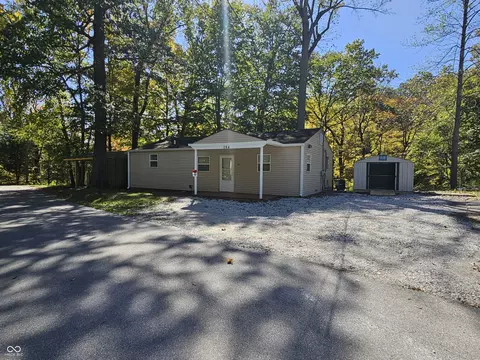184 Lake Hart, Mooresville, IN 46158