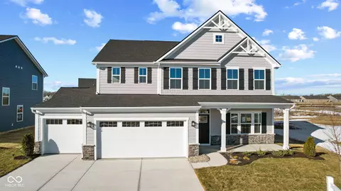 230 Mcnair Rd, Whiteland, IN 46184