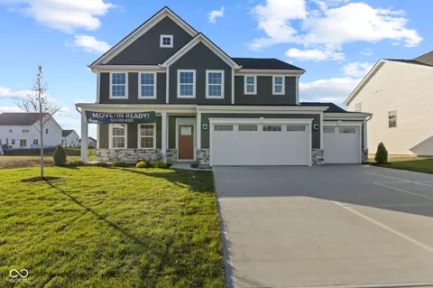 266 Mcnair Rd, Whiteland, IN 46184