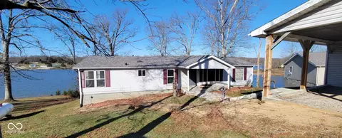 3827 Dam Ct, North Vernon, IN 47265