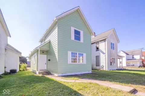 102 E South B St, Gas City, IN 46933