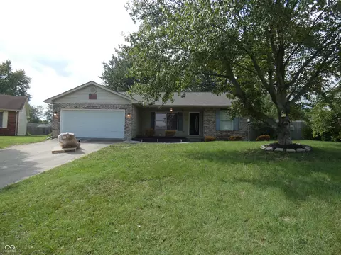 611 Idlewood Ct, Seymour, IN 47274