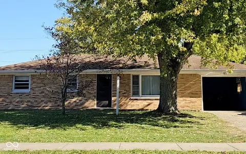 729 Howard Rd, Greenwood, IN 46142