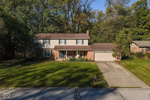 8 Round Hill Rd, Danville, IN 46122