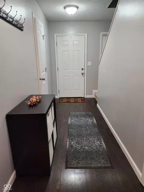Entry Way - 7101 W Pinnacle Dr, Bloomington, IN 47404 photo 2 of 2