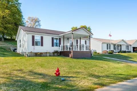 408 N Poplar St, Brownstown, IN 47220