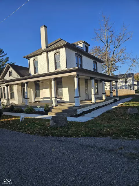 201 W Walnut St, Waldron, IN 46182