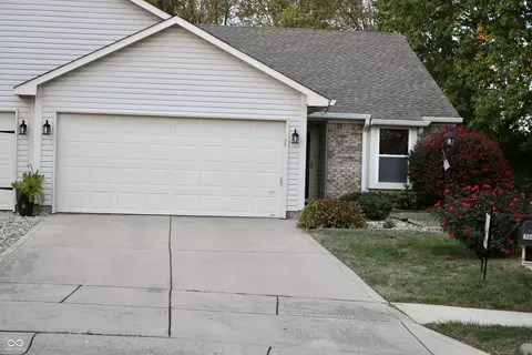 1226 Long Shore Dr, Indianapolis, IN 46217