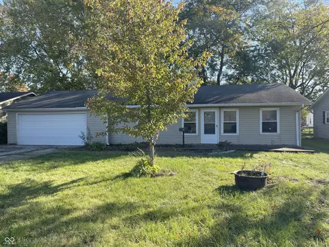 1011 N Broadway St, Greenfield, IN 46140