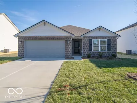 6105 Card Blvd, Indianapolis, IN 46221