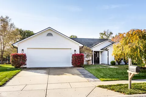 473 E Quail Wood Ln, Westfield, IN 46074