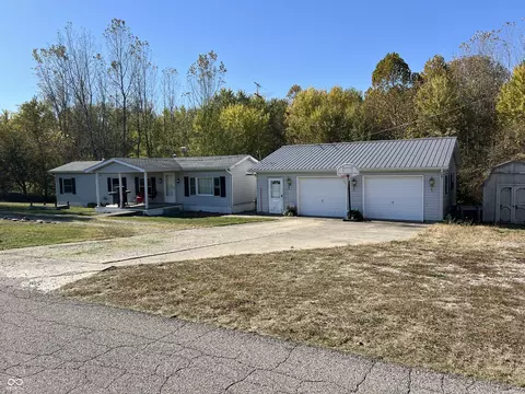 9051 S Mill Rd, Knightstown, IN 46148