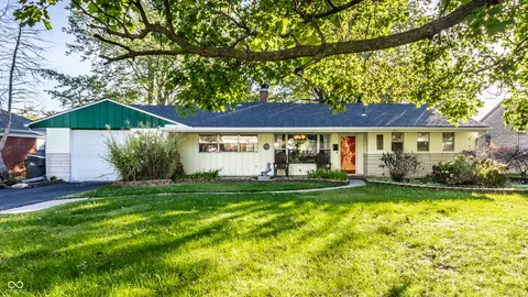 49 Burbank Rd, Indianapolis, IN 46219