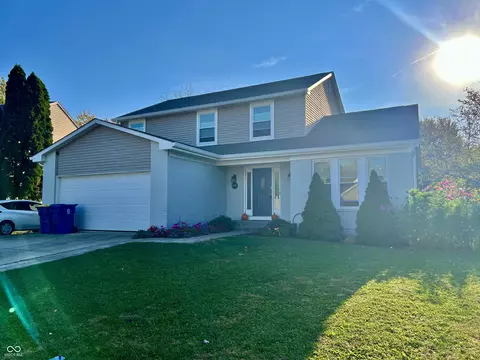 8457 Castle Ridge Ln, Indianapolis, IN 46256