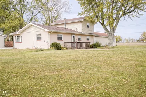 216 Elm St, Jamestown, IN 46147