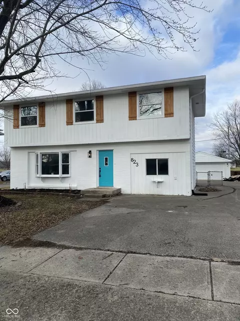 823 Alden Dr, Fortville, IN 46040