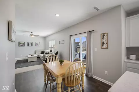 1907 Cold Springs Dr, Pendleton, IN 46064 photo 6