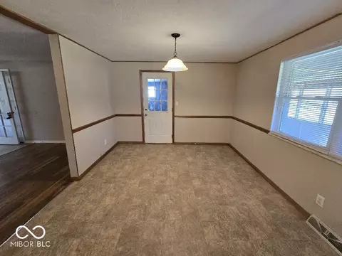 310 Jeffrey Ln, Pendleton, IN 46064 photo 7