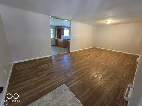 310 Jeffrey Ln, Pendleton, IN 46064 photo 4