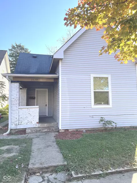 2229 Station St, Indianapolis, IN 46218