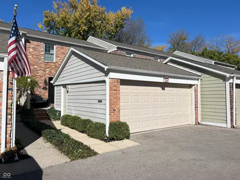 190 Amys Run Dr, Carmel, IN 46032