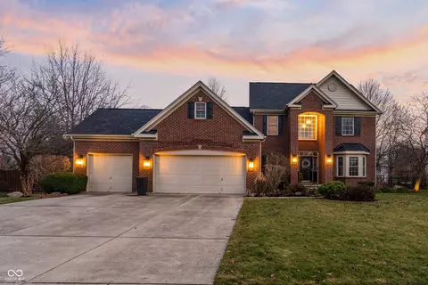 4285 Sedge Ct, Zionsville, IN 46077