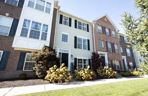 9409 Glencroft Way, Indianapolis, IN 46250