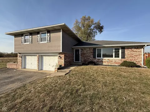 4162 Evans Ave, Terre Haute, IN 47805