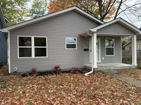142 Hege Ave, Columbus, IN 47201