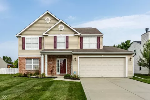18883 Pilot Mills Dr, Noblesville, IN 46062